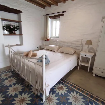 Ferienhaus Traditional In Chora #1