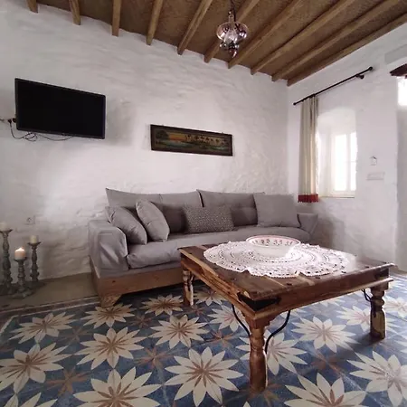 Traditional In Chora #1 *