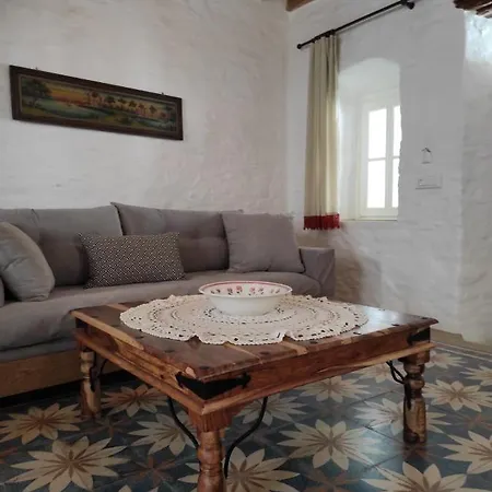 Traditional In Chora #1 Holiday home *