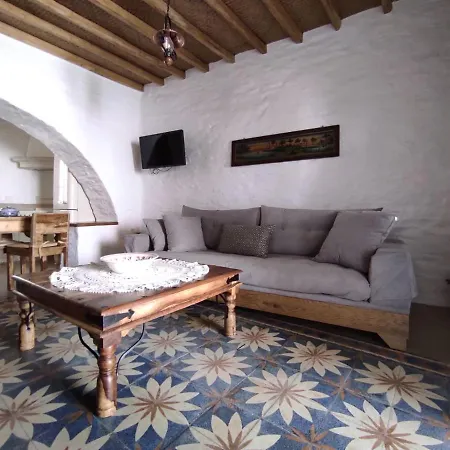 Traditional In Chora #1 * Китнос
